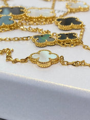 CLOVER ONYX MOP 16 MOTIF GOLD 130CM NECKLACE
