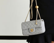 FLAP BAG 20CM GREY LAMBSKIN GOLD HARDWARE