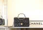 FLAP BAG 23 BLACK LAMBSKIN GOLD HARDWARE TOPHAND