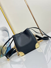 NOE PURSE 11.5 NANO CHARM BLACK CALFSKIN