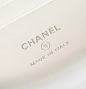 CC VANITY CASE 17 WHITE LAMBSKIN SILVER HARDWARE