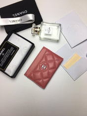 CC CARD HOLDER 11.2 CORAL CALFSKIN SILVER ICON