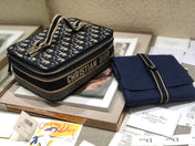 SMALL 24 VANITY CASE IN BLACK MONOGRAM OBLIQUE JACQUARD