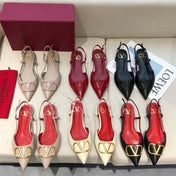 VLOGO SIGNATURE WHITE CALFSKIN FLAT SLINGBACK PUMP WITH GOLD LOGO