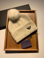 BEANIE HAT IN BISQUE BEIGE WOOL AND RABBIT FUR 361433