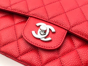FLAP BAG MEDIUM 25CM RED CAVIAR SILVER HARDWARE
