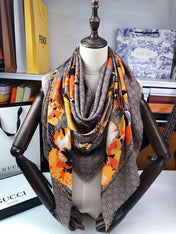 GUCCI 25S SCARF 140 IN CASHMERE 740372