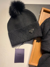 BEANIE HAT IN BLACK WOOL AND RABBIT FUR 361438