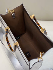 SHINE LARGE 35 TOTE IN SILVER CALFSKIN