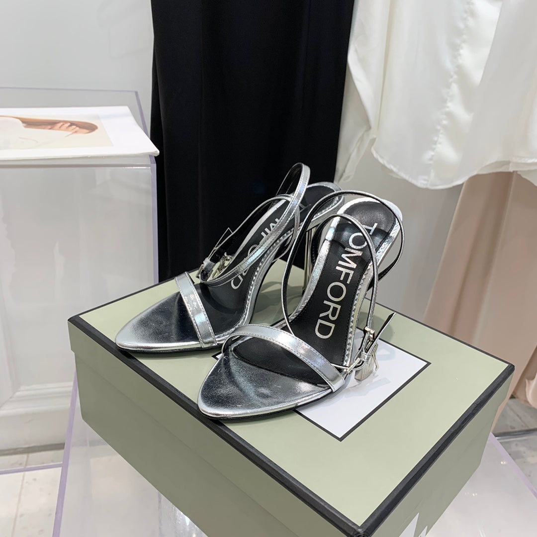 TOM FORD 26S GOLD BUCKLE HEELS 105 MM IN SILVER LAMBSKIN