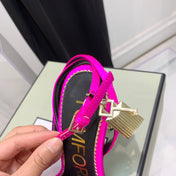 TOM FORD 26S GOLD BUCKLE HEELS 105 MM IN DARK PINK LAMBSKIN