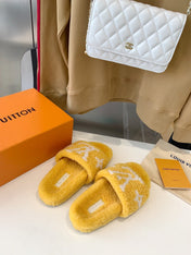 LV WOMEN'S PASEO FLAT SLIPPER IN YELLOW FLEECE WITH WHITE LOGO