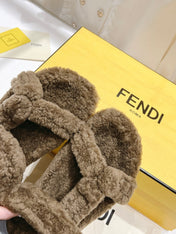 FENDI DAD SANDAL IN MOCHA BROWN FLEECE