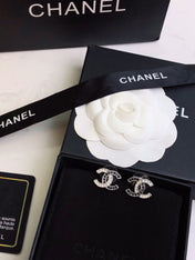 CHANEL 26S DOUBLE C LOGO BLACK CRYSTAL PAVE STUD EARRINGS IN SILVER METAL 633228