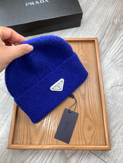 BEANIIE HAT IN AZURE BLUE WOOL 335033