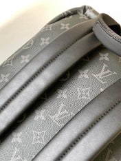 DISCOVERY PM BACKPACK 40 IN BLACK MONOGRAM ECLIPSE CANVAS AND CALFSKIN