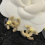 CHANEL 26S DOUBLE C LOGO PEARL & PAVE CRYSTAL STUD EARRINGS IN GOLD METAL 633340