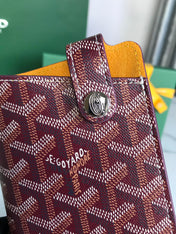 MONTMARTRE GM CASE 18 IN WINE RED GOYARDINE CANVAS