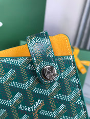 MONTMARTRE GM CASE 18 IN GREEN GOYARDINE CANVAS