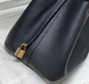 picotin lock 22 black togo ghw