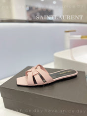 SL TRIBUTE SLIPPERS PINK NUDE CALFSKIN