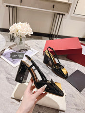 ONE STUD BLACK PATENT LEATHER LACE-UP HIGH HEELS 85 MM