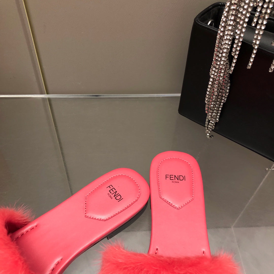 FENDI BAGUETTE MINK SLIDE SLIPPER IN CANDY RED FUR