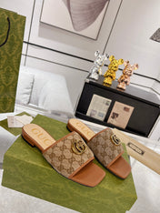 GG EXCLUSIVE SLIDE SANDAL CARAMEL AND BROWN FABRIC