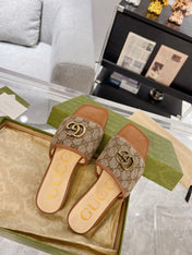 GG EXCLUSIVE SLIDE SANDAL CARAMEL AND BROWN FABRIC