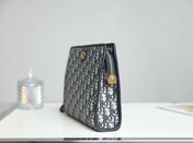 BOOK TOTE 26 IN BLACK OBLIQUE JACQUARD