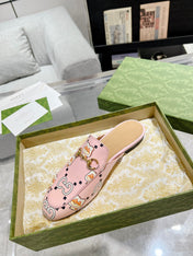 HORSEBIT SLIPPER MULE WITH CUTE CAT PRINT IN LIGHT PINK CALFSKIN