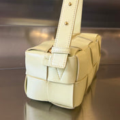 BRICK CASSETTE 28 IN PASTEL YELLOW CALFSKIN