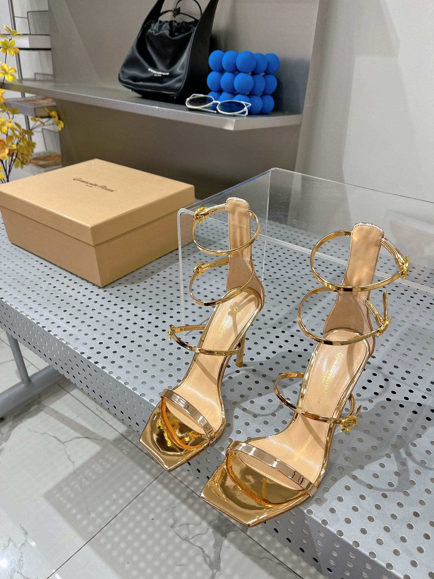 GIANVITO ROSSI 26S SQUARE-TOE HIGH-HEEL SANDALS 105 MM IN GOLD PATENT CALFSKIN