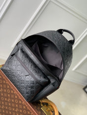 DISCOVERY PM BACKPACK 38 IN BLACK MONOGRAM LAMBSKIN