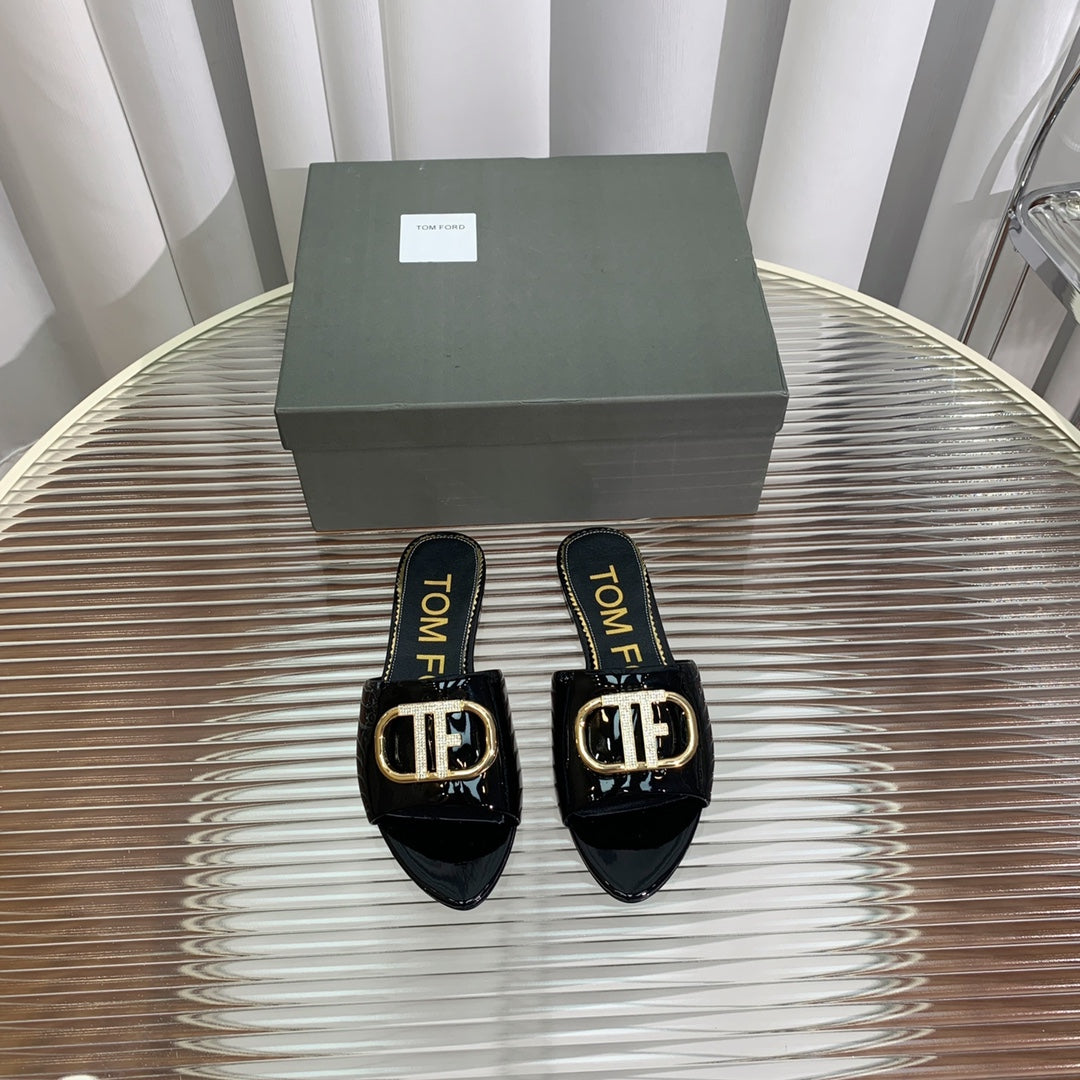 FLAT SLIDE IN BLACK METALLIC CALFSKIN