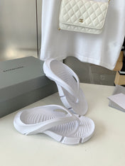 THONG SANDALS IN WHITE RUBBER
