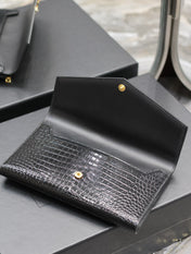 UPTOWN WALLET 21 IN BLACK CROCODILE PATTERN CALFSKIN GOLD LOGO