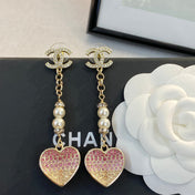 CHANEL 26S DOUBLE C LOGO PEARL & OMBRE PINK CRYSTAL HEART DROP EARRINGS IN GOLD METAL 633103