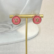 CHANEL 26S DOUBLE C LOGO ROUND PINK RESIN STUD EARRINGS IN GOLD METAL 633346