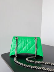 CRUSH CHAINED BAG 25 IN GREEN QUILTED CRUSHED CALFSKIN SILVER HARDWARE