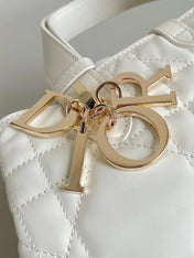 TOUJOURS 28 BAG IN MILK WHITE LAMBSKIN