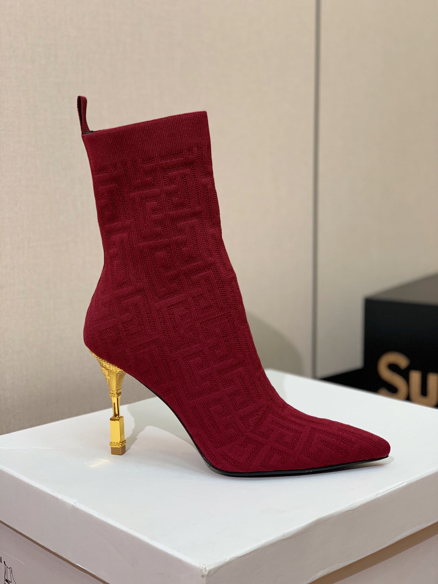 BALMAIN 26S BOOTS 95 MM IN RED FLYKNIT STYLE 8
