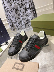 GG ACE GG SUPREME TRAINER BLACK CALFSKIN WITH PATTERNS