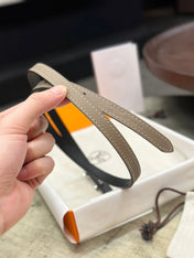 HM FOCUS BUCKLE & REVERSIBLE KHAKI BROWN AND BLACK LEATHER STRAP 13MM SILVER HARDWARE