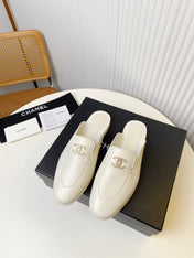 FLAT MULE IN WHITE LAMBSKIN 983819