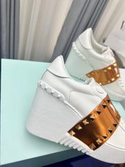 FLATFORM ROCKSTUD UNTITLED SNEAKER IN WHITE MIX COPPER BROWN CALFSKIN