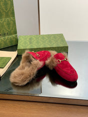 HORSEBIT MULE IN CRIMSON RED SUEDE AND LAMB WOOL LINING