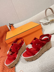 HM 25S HAVANE WEDGE SANDAL IN RED SUEDE