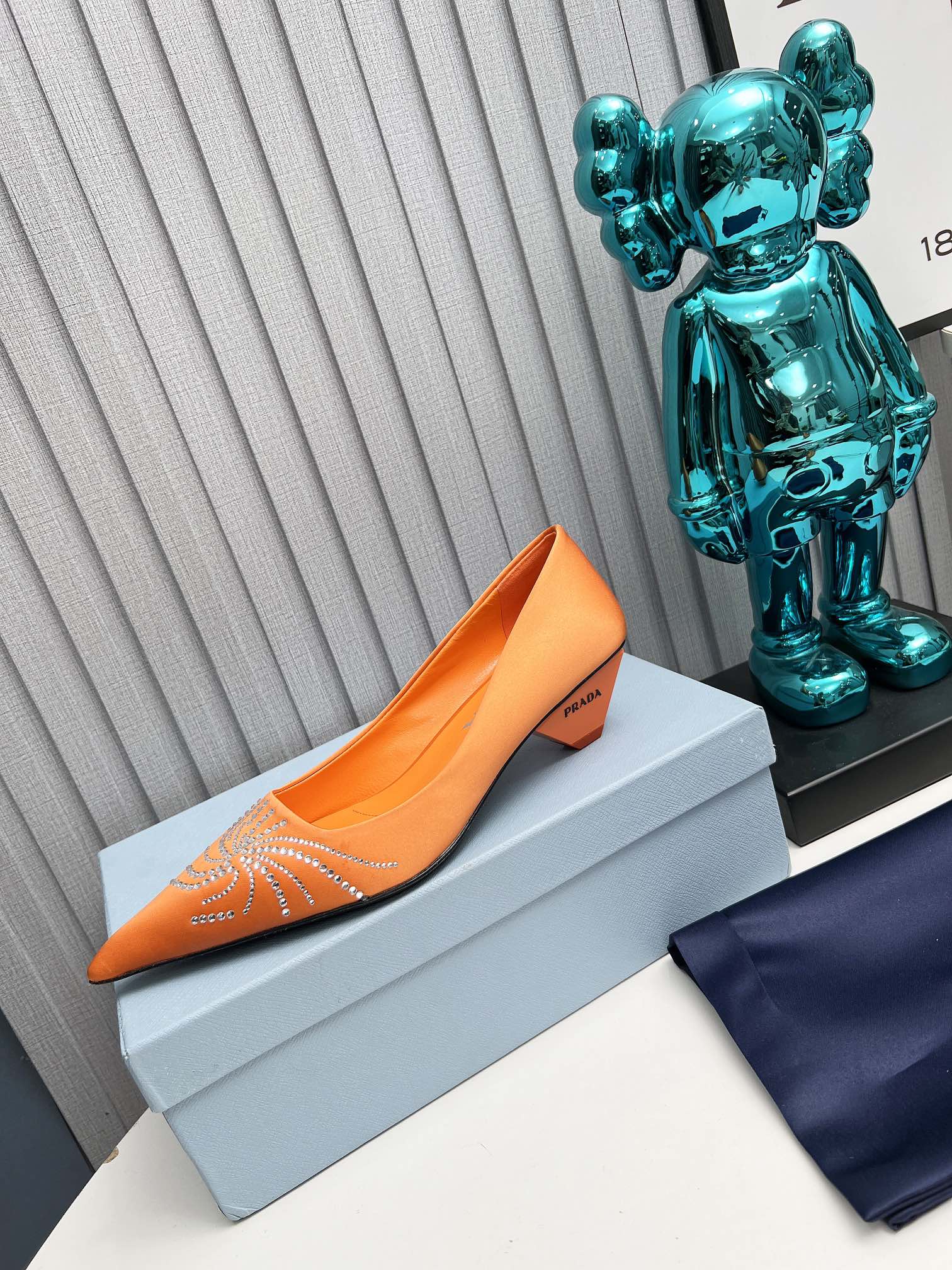 PRADA 26S POINTED TOE PUMPS 40MM IN ORANGE SATIN CRYSTAL EMBELLISHED