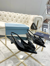 MEDIUM HEEL SLINGBACK ATTACHED CREATIVE FLOWERS IN BLACK PATENT CALFSKIN